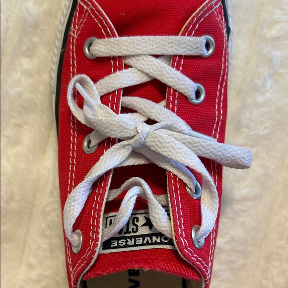 Converse Kids Red Low-Top Canvas Sneakers with White Laces - Picture 10 of 12